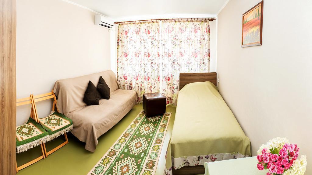 Apartment Utegen Batyr 2 Almaty Room photo